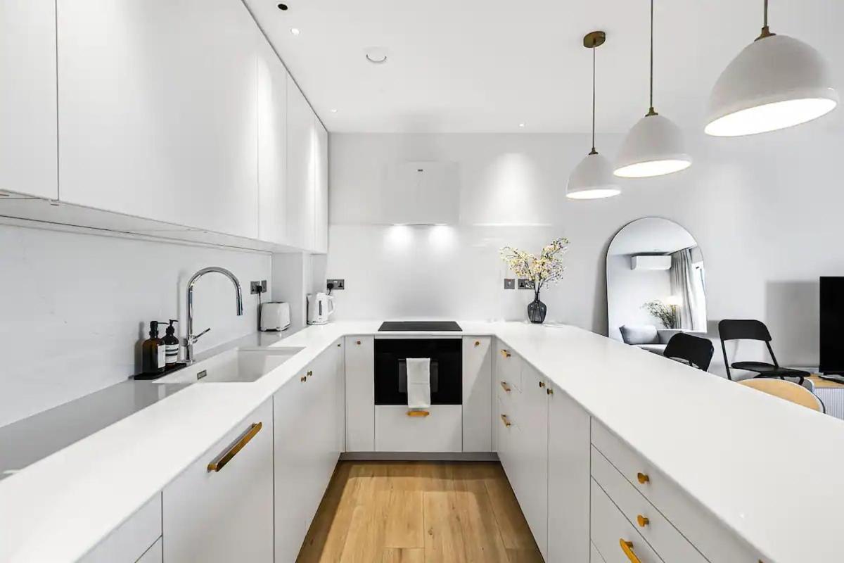 Luxury Flat With View Battersea Pass The Keys Appartamento *