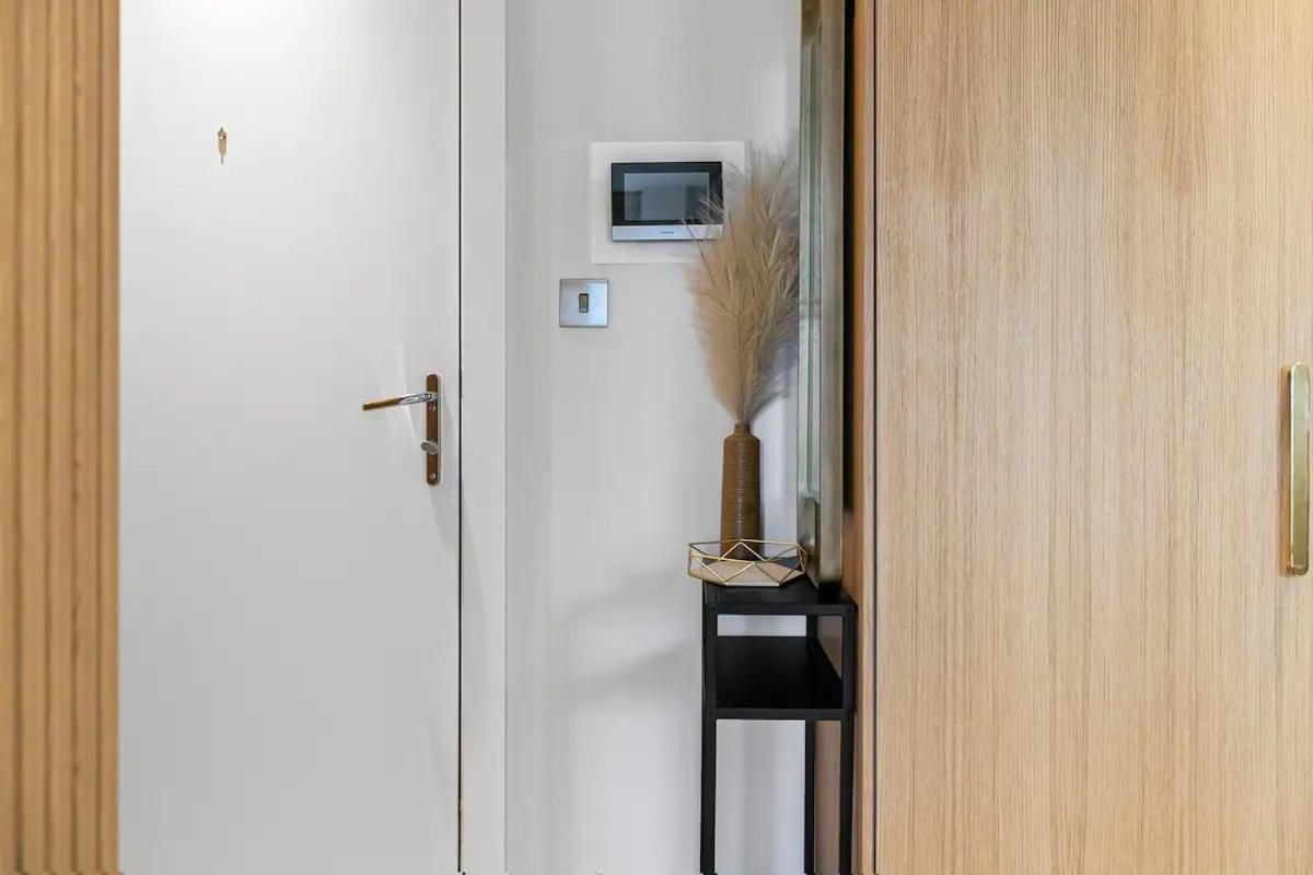 Luxury Flat With View Battersea Pass The Keys Londra